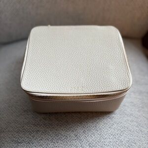 Cuyana Leather Travel Jewelry Case